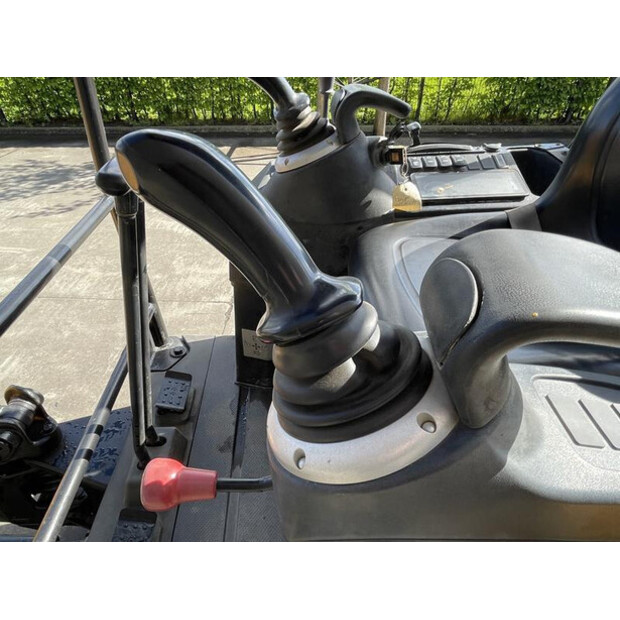 2019 JCB 15C-1-46044705