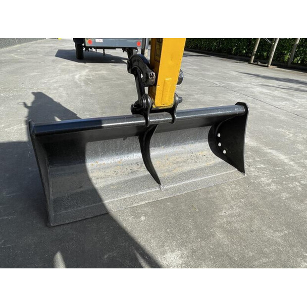 2019 JCB 15C-1-46044725