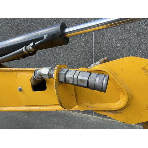 2019 JCB 15C-1-46044730