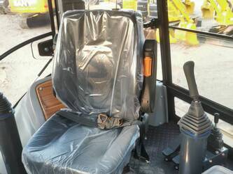 2025-jcb-5cx-46045108