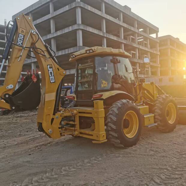 2025 JCB 5CX-46045111