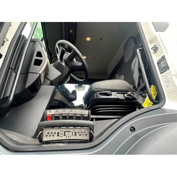 2025 مان TGS 33.440-46045182