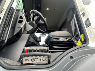 2025-man-tgs-33-440-1433164-46045182