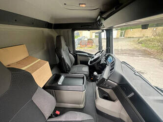 2025-man-tgs-33-440-1433164-46045184