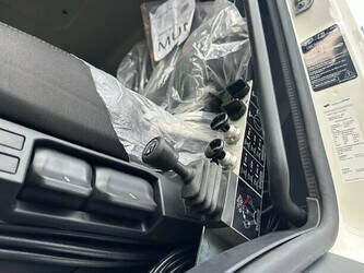 2025-man-tgs-33-440-1433168-46045252