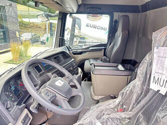 2025-man-tgs-33-440-1433168-46045254