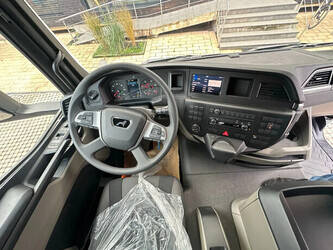 2025-man-tgs-33-440-1433168-46045258