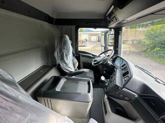 2025-man-tgs-33-440-1433171-46045340