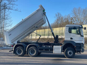 2025-man-tgs-33-440-1433175-46045394