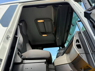 2025-man-tgs-35-480-1433180-46045511