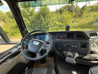 2025-man-tgs-35-480-1433184-46045587