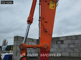 2016-hitachi-zx225uslc-5b-1433205-46046000