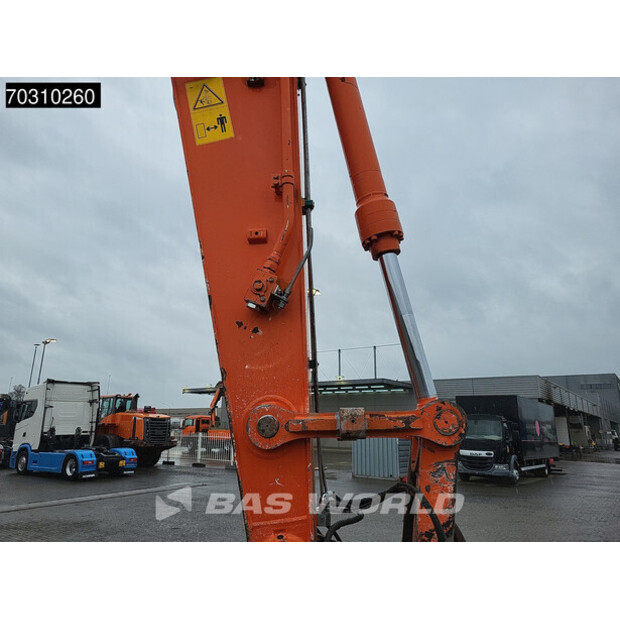 2016 Hitachi ZX225USLC-5B-46046001