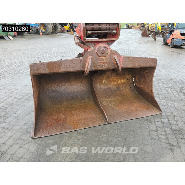 2016 Hitachi ZX225USLC-5B-46046003