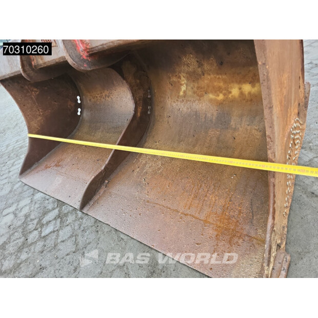 2016 Hitachi ZX225USLC-5B-46046004