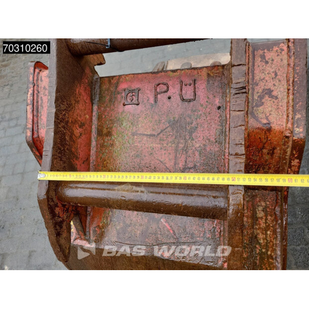 2016 Hitachi ZX225USLC-5B-46046011