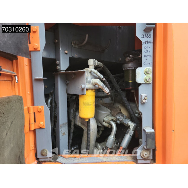 2016 Hitachi ZX225USLC-5B-46046022