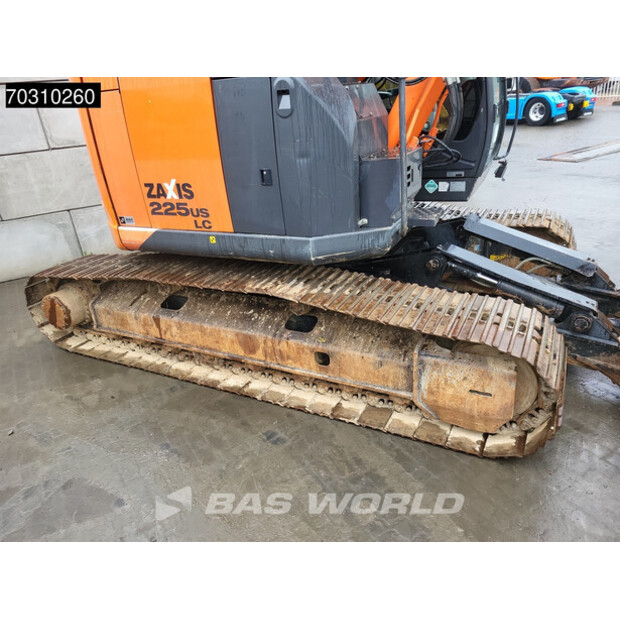 2016 Hitachi ZX225USLC-5B-46046028
