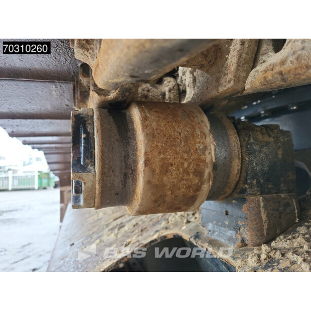 2016 Hitachi ZX225USLC-5B-46046030