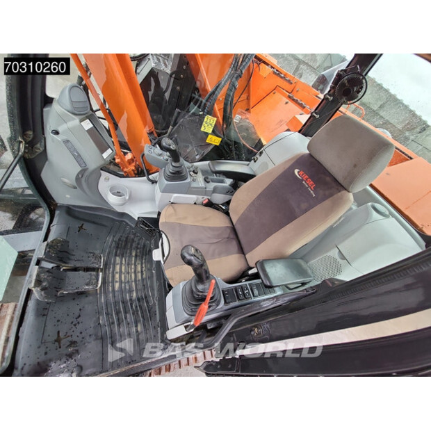 2016 Hitachi ZX225USLC-5B-46046032