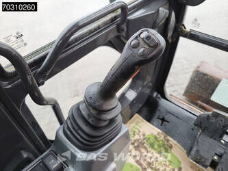 2016-hitachi-zx225uslc-5b-1433205-46046033