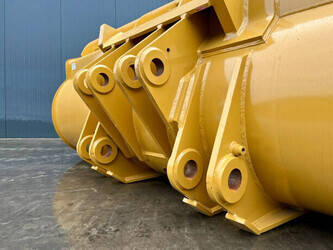 2026-caterpillar-980k-1433212-46046159