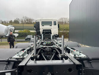 2025-man-tgs-41-480-1433255-46047068