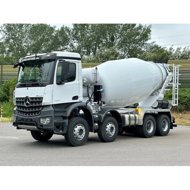 2024 مرسيدس بنز Arocs 4142-46047136