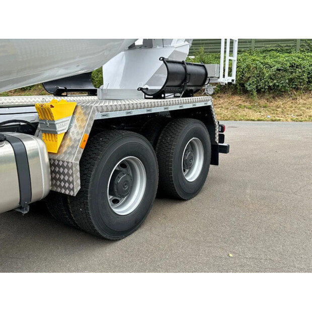 2024 مرسيدس بنز Arocs 4142-46047146