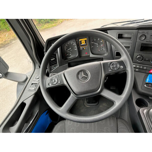 2024 مرسيدس بنز Arocs 4142-46047149