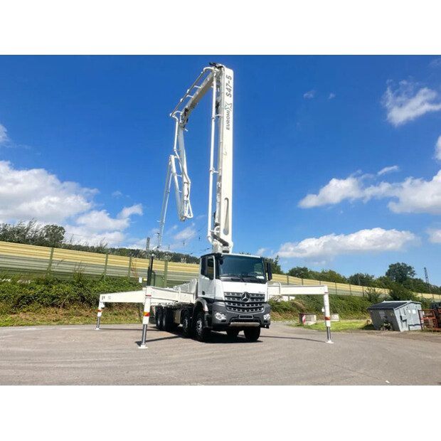 2025 Mercedes-Benz Arocs 4142-46047369