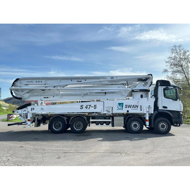 2025 Mercedes-Benz Arocs 4142-46047383