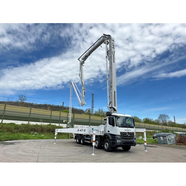 2025 Mercedes-Benz Arocs 4142-46047393