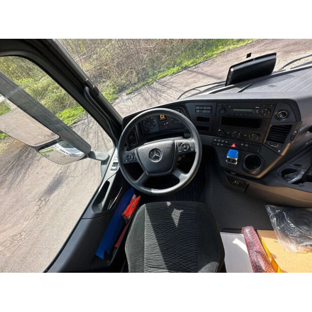 2025 Mercedes-Benz Arocs 4142-46047401