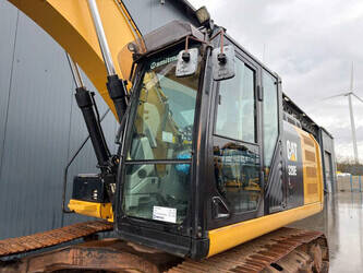 2015-caterpillar-320el-1433497-46048642