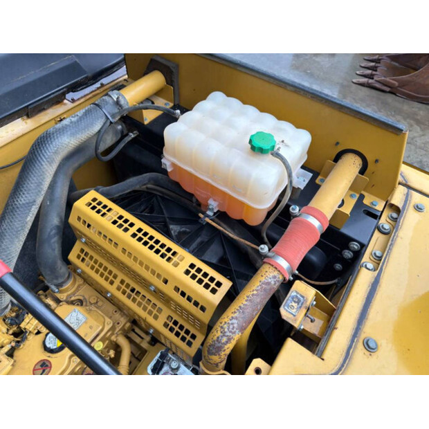 2015 Caterpillar 320EL-46048658