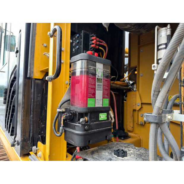 2015 Caterpillar 320EL-46048661