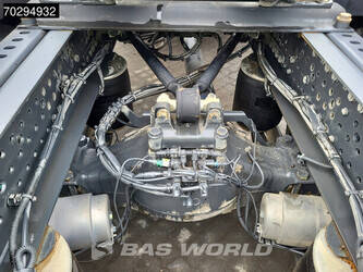 2019-mercedes-benz-arocs-2046-1327026-46048935