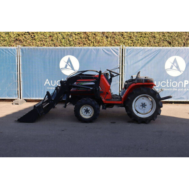 Hinomoto CX18-46049073