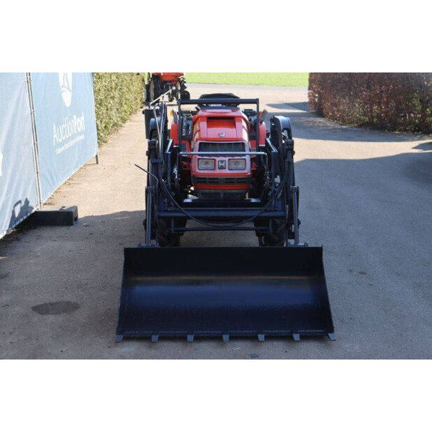 Hinomoto CX18-46049080