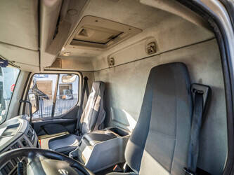 2013-volvo-flh-290-1433504-46049108