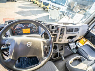 2013-volvo-flh-290-1433504-46049109