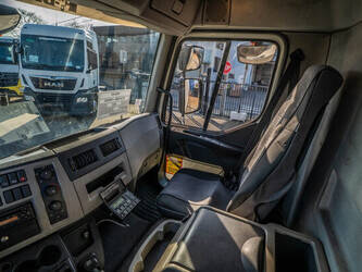 2013-volvo-flh-290-1433504-46049113