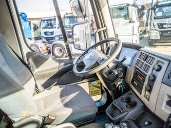 2013-volvo-flh-290-1433504-46049114