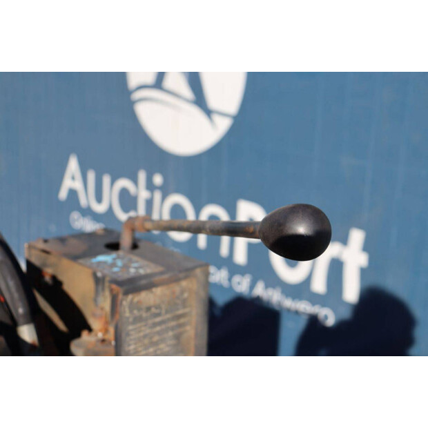 Hinomoto CX18-46049127