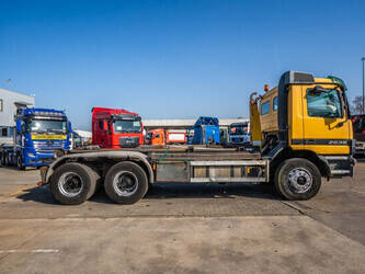 2003-mercedes-benz-actros-2635-1433508-46049234