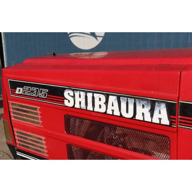 شيبورا D235-46049401