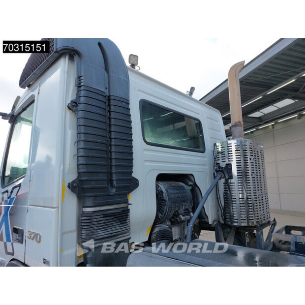 2014 فولفو FMX 370-46049913