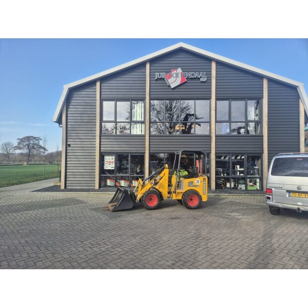 2023 Knikmops-46054270