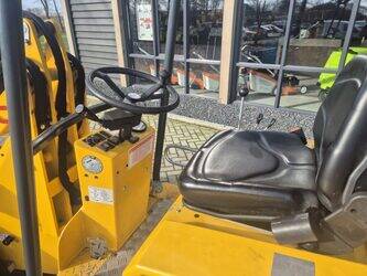 2023-knikmops-46054272